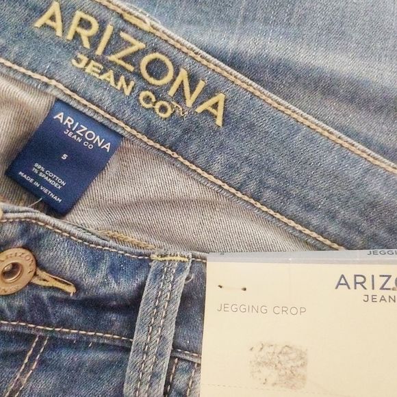 Arizona jean company crop jegging fraye… - Picture 3 of 6